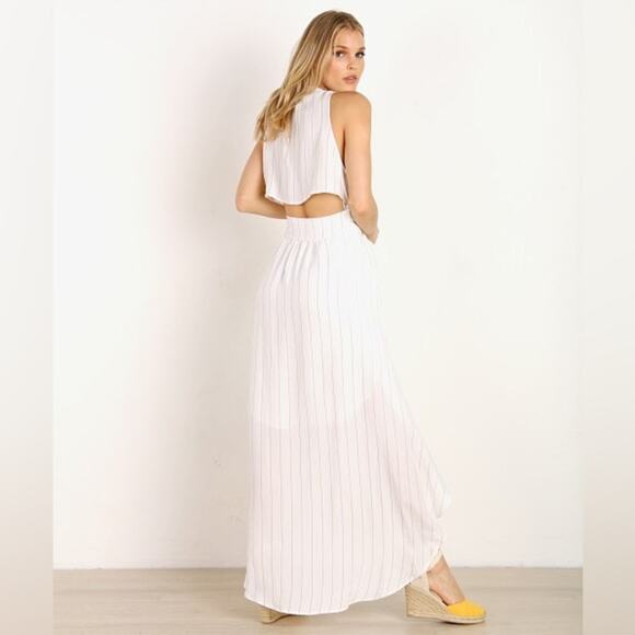 ASTR THE LABEL Arya Dress White Taupe Stripe Elegant Maxi Back Cut Out Size XS - Picture 5 of 14